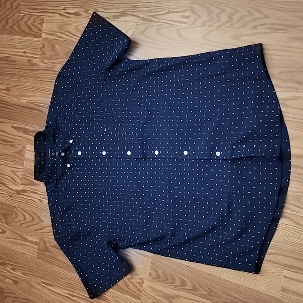 Tommy Hilfiger short sleeve shirt xl classic fit
